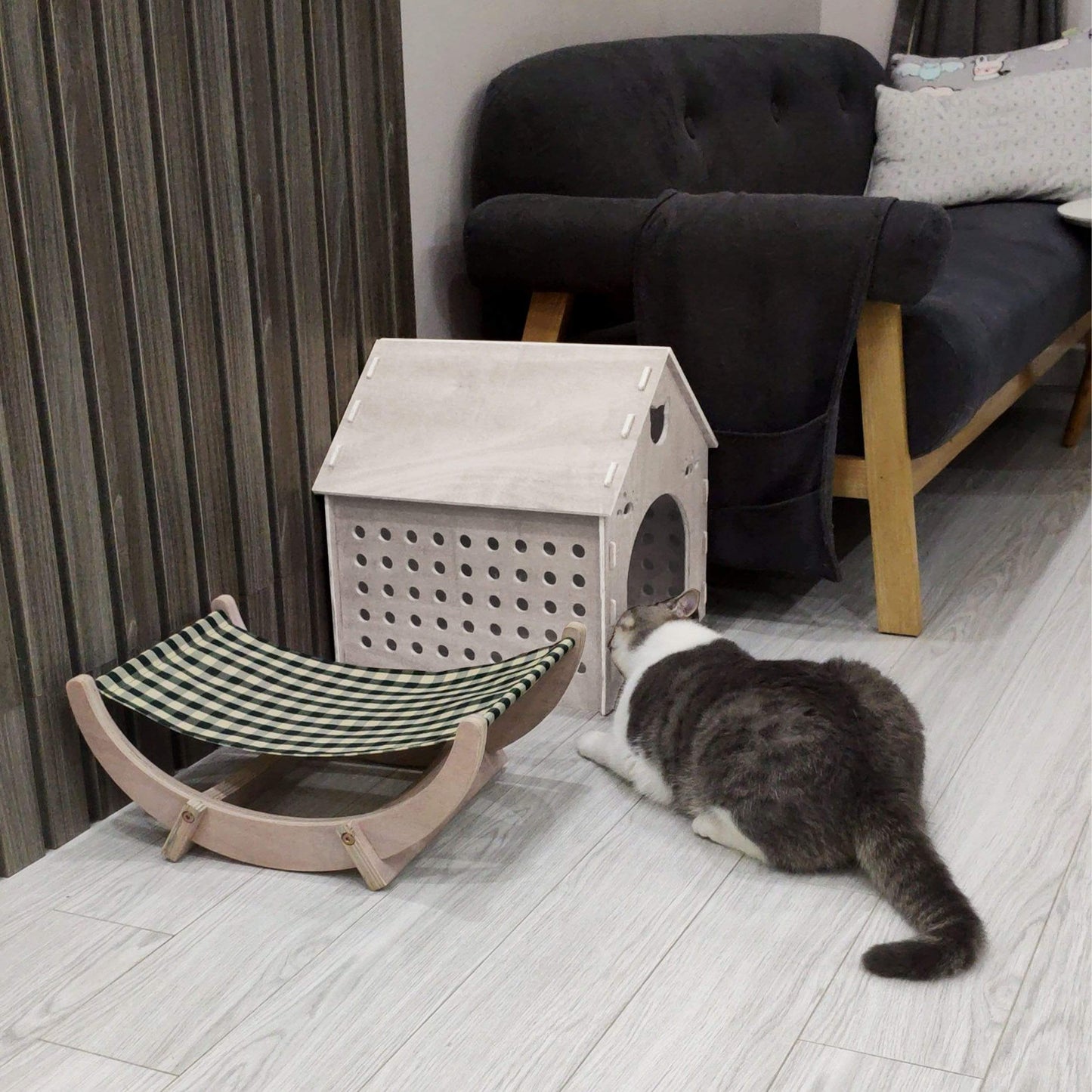 Wooden Kitty House Cat Shelter House for Cats, Rabbits, Dogs and Small Pets